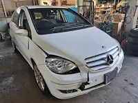 ベンツB170持ち込み